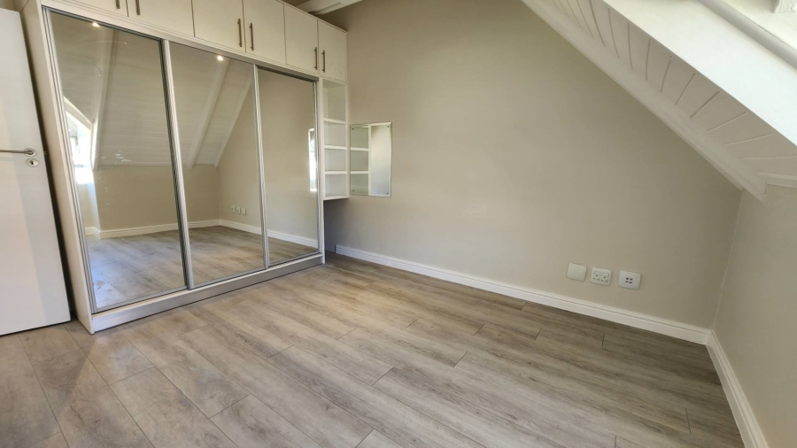 2 Bedroom Property for Sale in Gardens Western Cape
